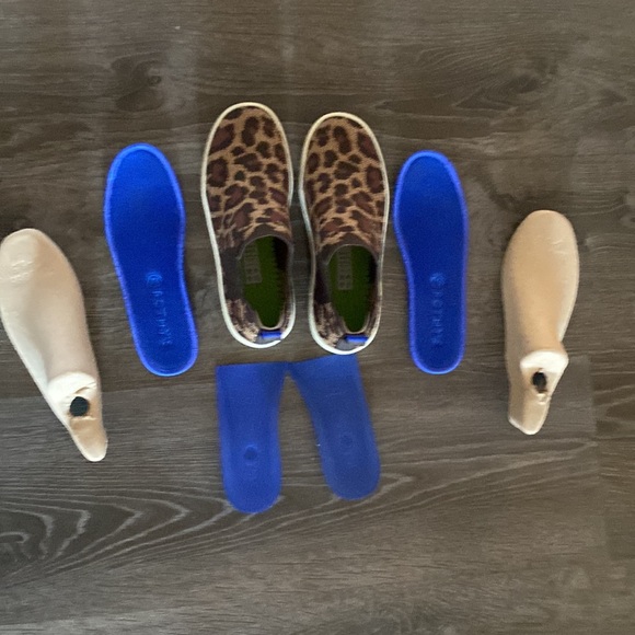 Rothys The Chelsea Leopard Print Wildcat High Top Sneaker Size 6.5 - Picture 3 of 9